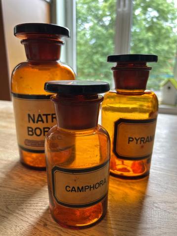 Oude apothekerspotten - 25 stuks in 1 lot beschikbaar voor biedingen