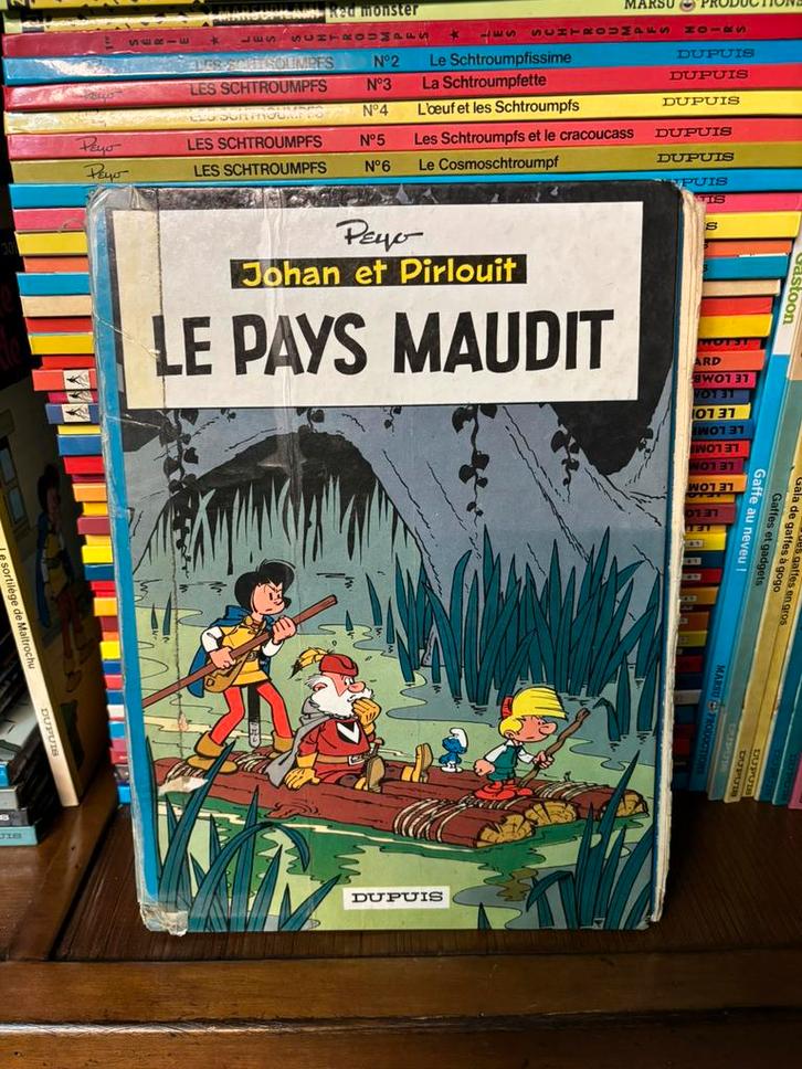 Johan et Pirlouit - Le pays maudit - EO, Livres, BD, Utilisé, Une BD, Enlèvement ou Envoi