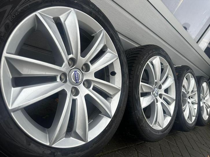 Orig. 17 inch Volvo S60 V70 S70 C70 S80 velgen winterbanden, Auto-onderdelen, Banden en Velgen, Banden en Velgen, Winterbanden