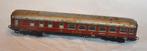 wagon voyageur en metal rouge  markin vintage (1), Collections, Enlèvement ou Envoi, Utilisé, Train, Modèle réduit