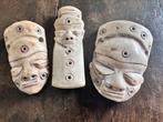 Pende Ikhoko intiatie amulet 3 x been Afrikaanse kunst 1930, Antiek en Kunst, Verzenden