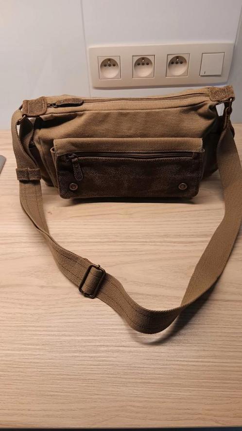 Canvas 'leger' of camouflage schoudertas - ongebruikt, Handtassen en Accessoires, Tassen | Schoudertassen, Zo goed als nieuw, Overige kleuren