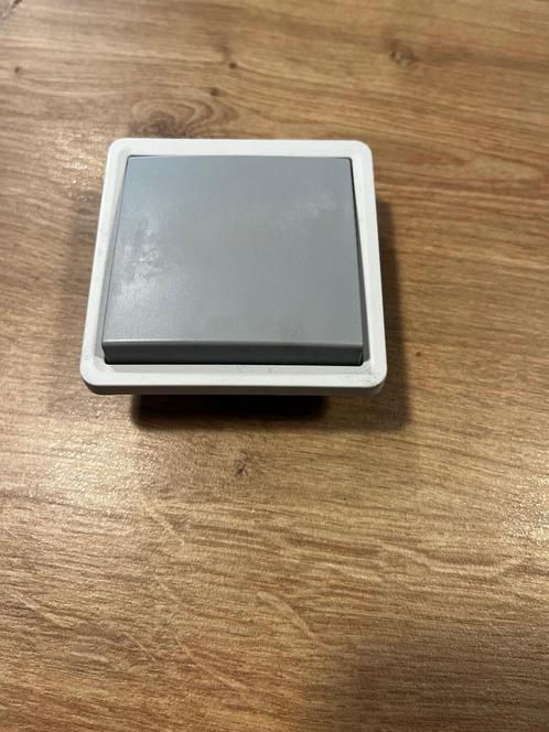 niko in en opbouw accesoires, Doe-het-zelf en Bouw, Elektriciteit en Kabels, Ophalen