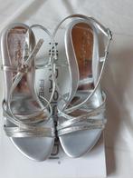 Damesschoenen, RAPISARDI, maat 38, nieuw, RAPISARDI, Nieuw, Grijs, Sandalen of Muiltjes