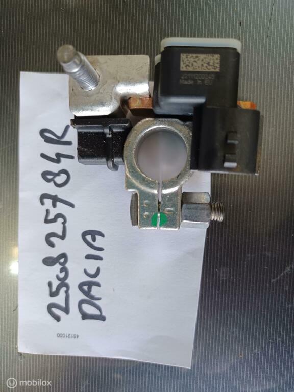 Accubewakingmodule origineel Dacia Duster II ('19-'21), Auto-onderdelen, Accu's en Toebehoren, Dacia, Nieuw, Ophalen of Verzenden