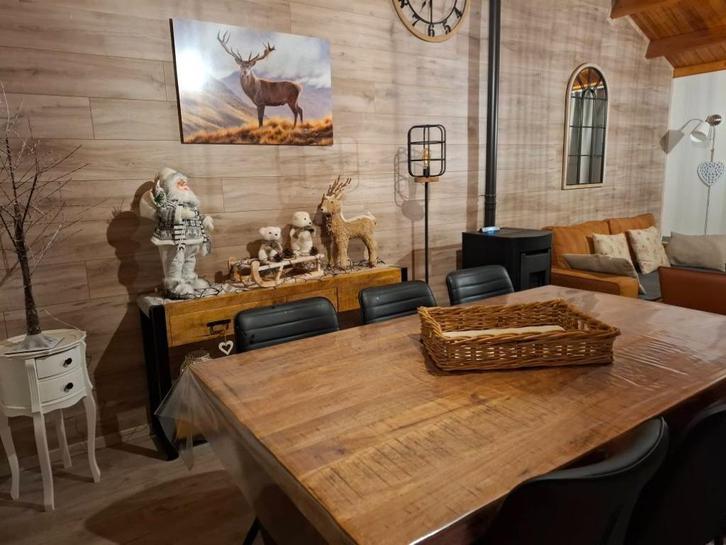 Knus chalet hartje Ardennen. WEEKEND 28-30 NOV TERUG VRIJ., Immo, Huizen te huur, Provincie Luxemburg, Overige soorten, Direct bij eigenaar