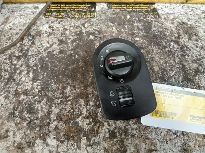 Schakelaar Koplamp Ihv van een Seat Leon, Auto-onderdelen, Dashboard en Schakelaars, Seat, Gebruikt, 3 maanden garantie, Ophalen of Verzenden