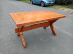 Houten salontafel met reliëf. Goede staat., Gebruikt, Rechthoekig, Ophalen