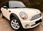 Mini Cooper / 1.6L / 120ch / Carnet complet / sièges chauf, Auto's, Beige, Bedrijf, Handgeschakeld, Cooper