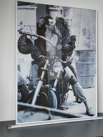 Decoratieve Fotokader 60x80cm - moto met zoenend koppel  beschikbaar voor biedingen