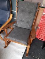 Rocking Chair en chêne, très bon état., Antiquités & Art, Enlèvement