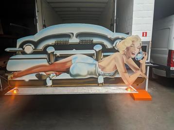 Marilyn Monroe houten wandpaneel beschikbaar voor biedingen