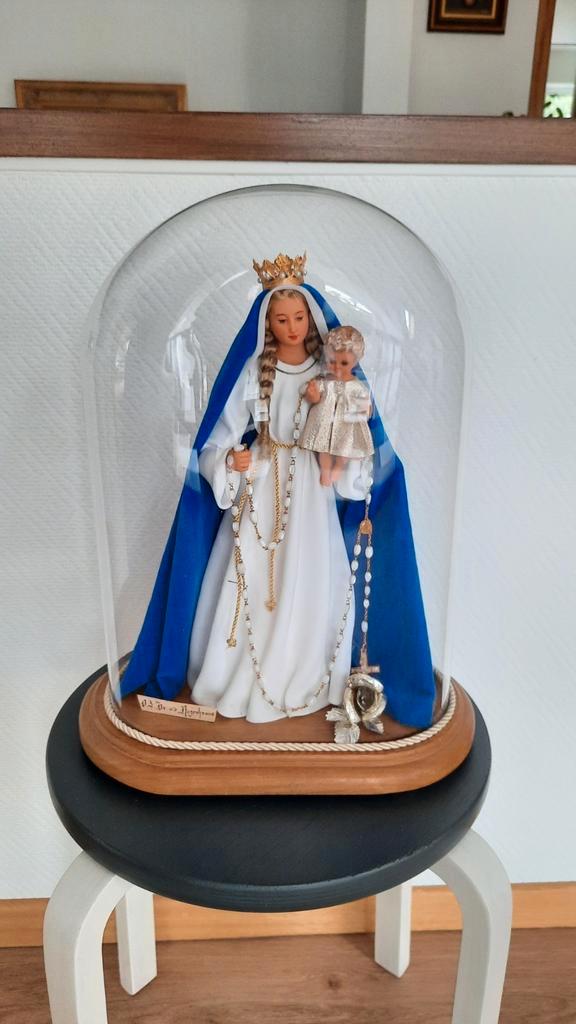 Wassen Mariabeeld gemaakt door de Clarissen, Antiek en Kunst, Antiek | Religieuze voorwerpen, Ophalen