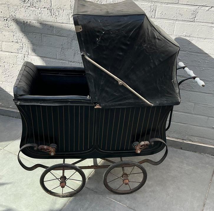 Antieke poppenwagen periode 1880- 1920, Antiek en Kunst, Antiek | Speelgoed, Ophalen