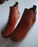 Botte cuir neuve taille 35, Vêtements | Hommes, Chaussures, Comme neuf