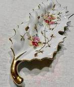 Leaf-Style Porselein schaal servies Gold-trimmed Japan Roses, Antiek en Kunst, Ophalen of Verzenden