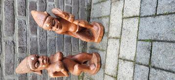 2 afrikaanse beelden beschikbaar voor biedingen