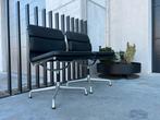 Vitra Eames EA208 lederen stoel, 2x, Huis en Inrichting, Ophalen of Verzenden, Zo goed als nieuw, Zwart, Bureaustoel