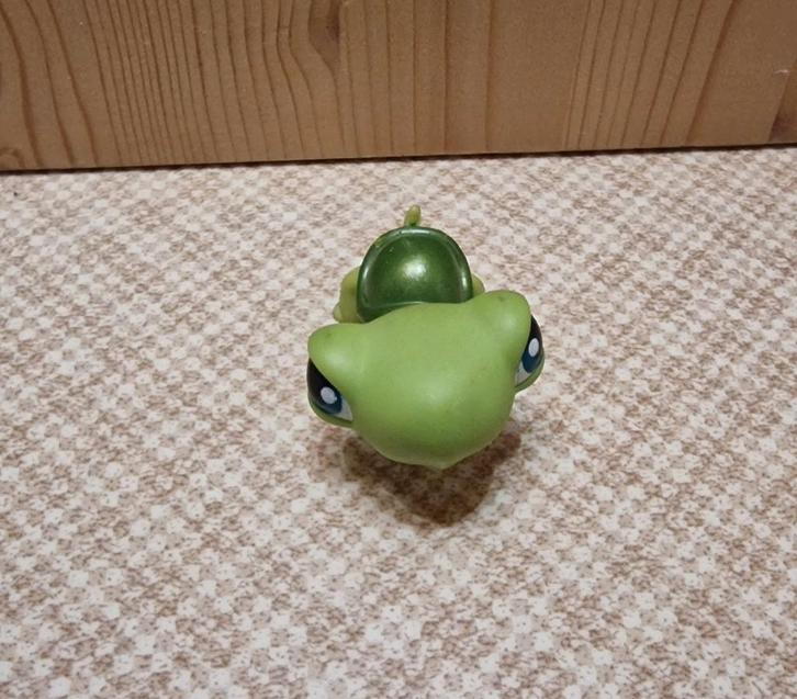 Littlest Pet Shop(LPS) Schildpad Met Magneet& metalic schild, Collections, Jouets miniatures, Utilisé, Enlèvement ou Envoi