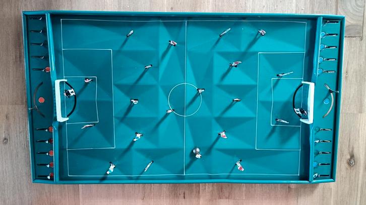 VERLAAGDE PRIJS Voetbalspel USSR vintage 1960, Antiek en Kunst, Antiek | Speelgoed, Ophalen of Verzenden