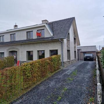 Huis te huur in Vlierzele, 2 slpks disponible aux enchères