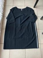 Nieuwe zwart ( met witte ) jurk - Maat 52, Kleding | Dames, Grote Maten, Ophalen of Verzenden, Nieuw, Zwart, Jurk