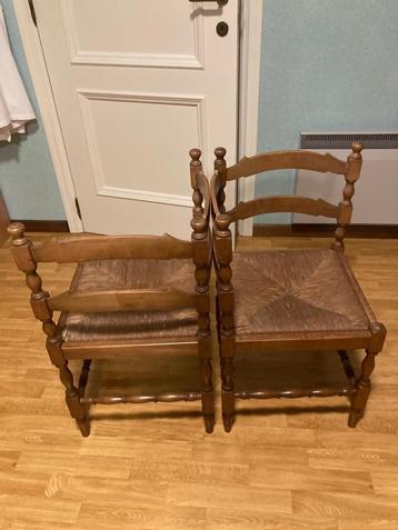 Tête à tête stoeltjes (hoekstoeltjes) beschikbaar voor biedingen