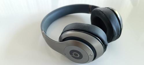 Beats Studio 2 Wired (Noise cancelling) + hardcase, Audio, Tv en Foto, Hoofdtelefoons, Gebruikt, Beats, Ophalen