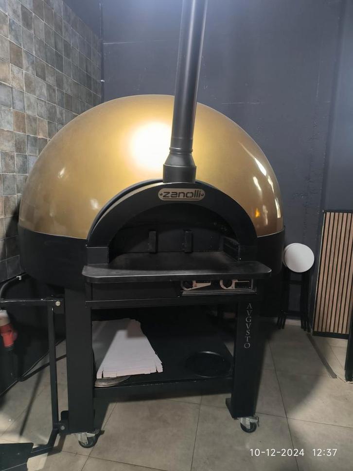 Pizzaoven Augusto 9, Tuin en Terras, Pizzaovens, Zo goed als nieuw, Ophalen
