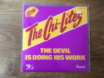 single the chi-lites beschikbaar voor biedingen