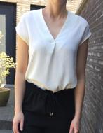 Witte Blouse met korte mouwen van CKS (Maat XS), Kleding | Dames, Wit, Ophalen of Verzenden, Maat 34 (XS) of kleiner, CKS