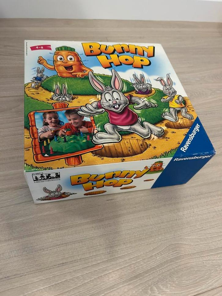 Bunny Hop gezelschapsspel, Hobby en Vrije tijd, Gezelschapsspellen | Kaartspellen, Zo goed als nieuw, Drie of vier spelers, Ophalen of Verzenden