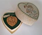„The Lovers of Peynet” Grote vintage vergulde hanger, Ophalen of Verzenden, Overige materialen, Hanger, Verguld