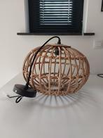 Hanglamp met rotan lampenkap, Huis en Inrichting, Ophalen of Verzenden, Zo goed als nieuw