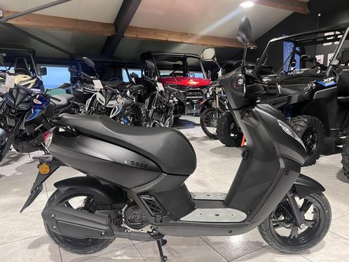 Peugeot Kisbee Black Edition CL A 25 km/h, Motoren, Motoren | Overige merken, Bedrijf, Scooter, 11 kW of minder, Ophalen