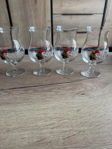 4 Brasserie D’achouffe glazen beschikbaar voor biedingen