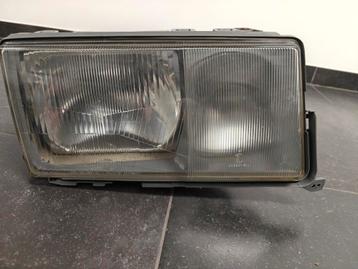 mercedes W201 190E Hella koplamp!  beschikbaar voor biedingen