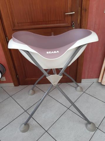 Béaba babybadje, luiertafel, onderstel en Bébé-jou badzitje, Enlèvement, Comme neuf, Baignoire, Bébé-jou