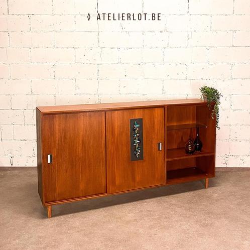 Vintage dressoir met siertegel, Huis en Inrichting, Kasten | Dressoirs, Gebruikt, Ophalen