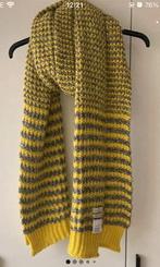 Warme sjaal Essentiel, Essentiel Antwerp, Ophalen of Verzenden, Zo goed als nieuw, Sjaal