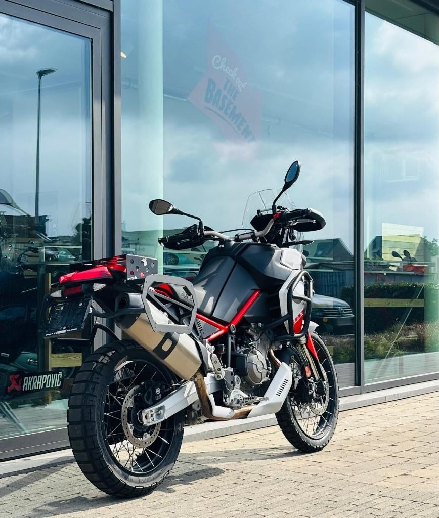 KOOPJE Aprilia Tuareg 660 E5+ Hailstorm White, Motoren, Motoren | Aprilia, Bedrijf, Toermotor, meer dan 35 kW, 2 cilinders, Motorrijbewijs A