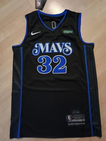 Dallas Mavericks Jersey Flagg maat: L beschikbaar voor biedingen