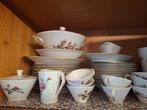 12delig servies  Chodziez (ongebruikt), Huis en Inrichting, Ophalen, Nieuw, Overige stijlen, Porselein
