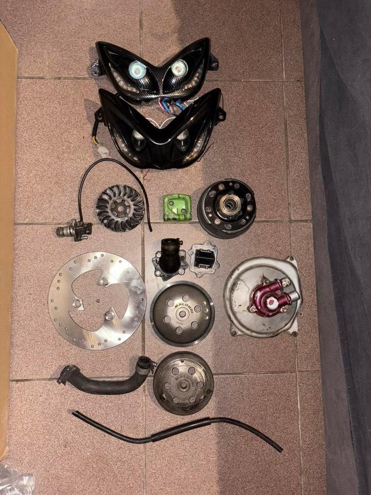 Pieces mbk nitro, Vélos & Vélomoteurs, Pièces de cyclomoteur | Général, Utilisé, Phare, Enlèvement