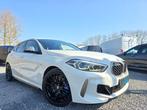 BMW 135 M135iXAS OPF-306PK-PERFORMANCE, Auto's, BMW, Automaat, 1 Reeks, 4 cilinders, Wit
