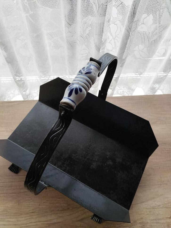 Porte bûches vintage en bon état, Huis en Inrichting, Haarden, Gebruikt, Overige soorten, Ophalen