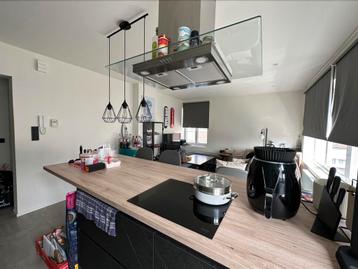 Modern gerenoveerd appartement Oostende te koop, Immo, Tot 200 m², 72 m², 2 kamers, Verkoop zonder makelaar