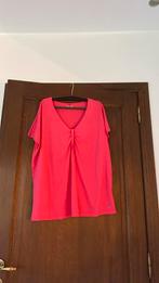 Fushia tshirt, Enlèvement, Porté