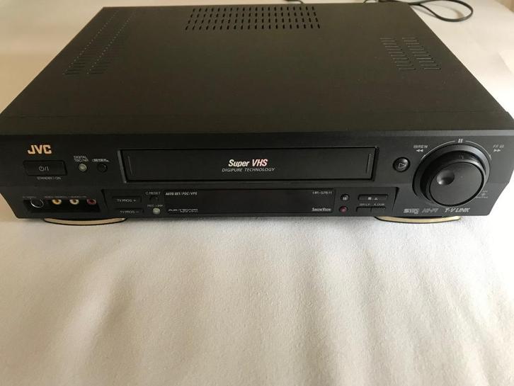JVC HR-S7611 S-VHS videorecorder - gebrek: eet tapes op, Audio, Tv en Foto, Videospelers, Niet werkend, VHS-speler of -recorder