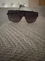 Guess rres tendances, Enlèvement, Comme neuf